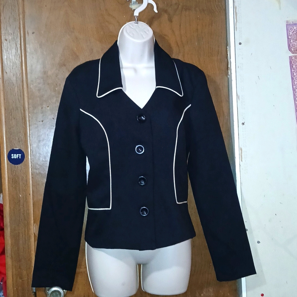 Medium XOXO black & white blazer jacket